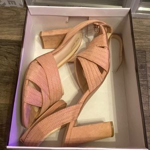 Norellao open toed heels